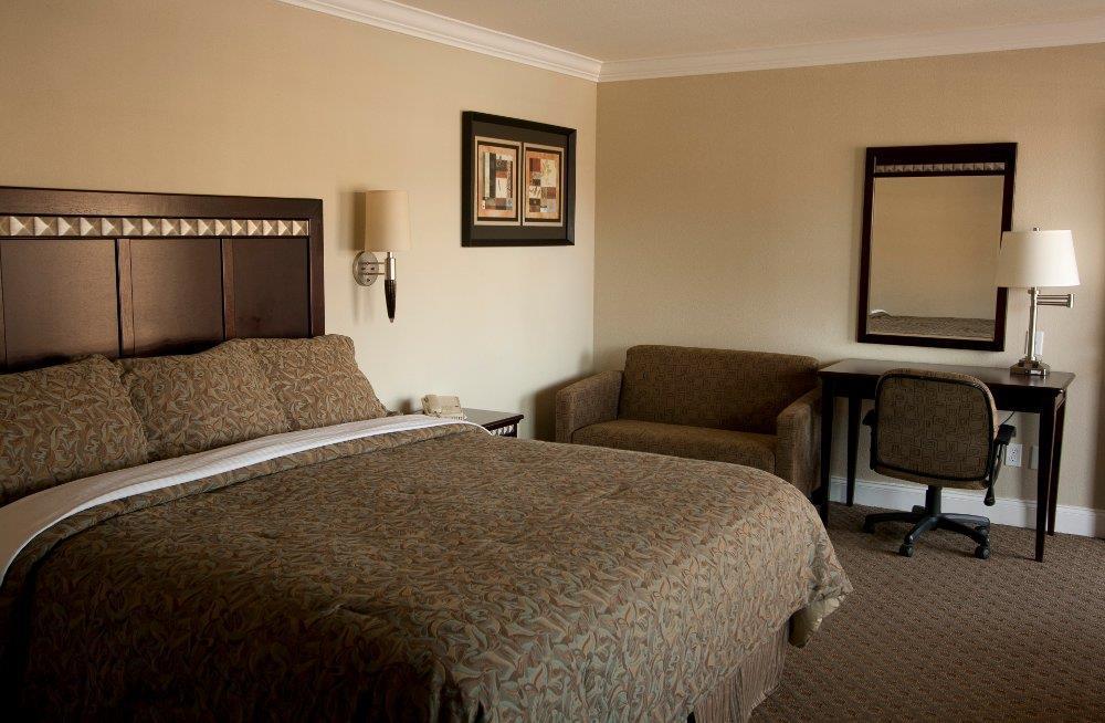 Vagabond Inn Whittier Ruang foto