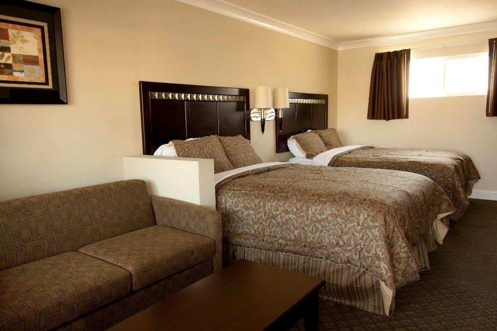 Vagabond Inn Whittier Ruang foto