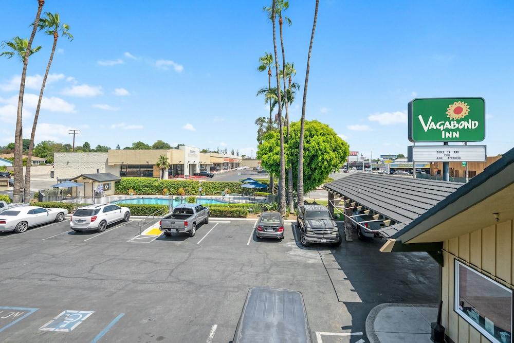 Vagabond Inn Whittier Bagian luar foto