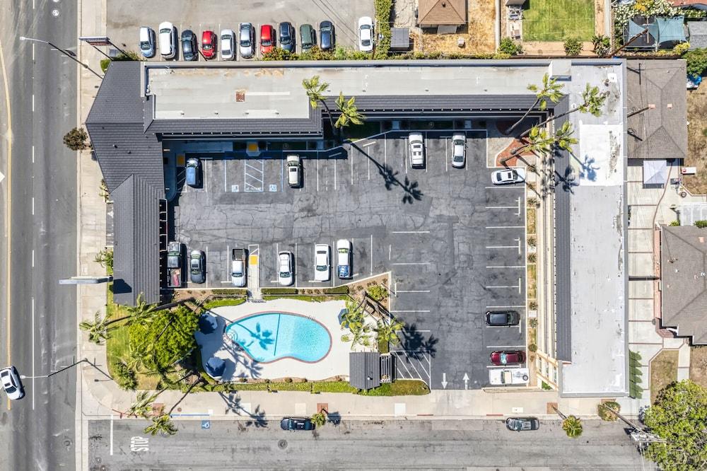Vagabond Inn Whittier Bagian luar foto