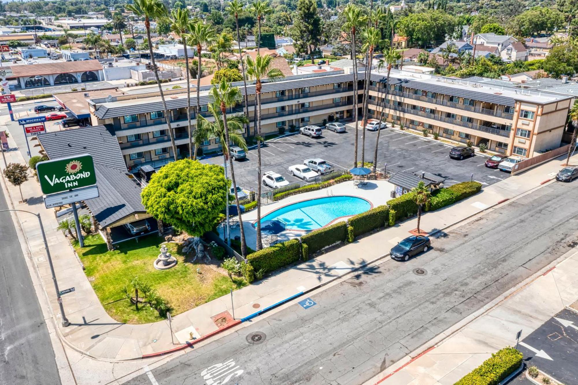 Vagabond Inn Whittier Bagian luar foto